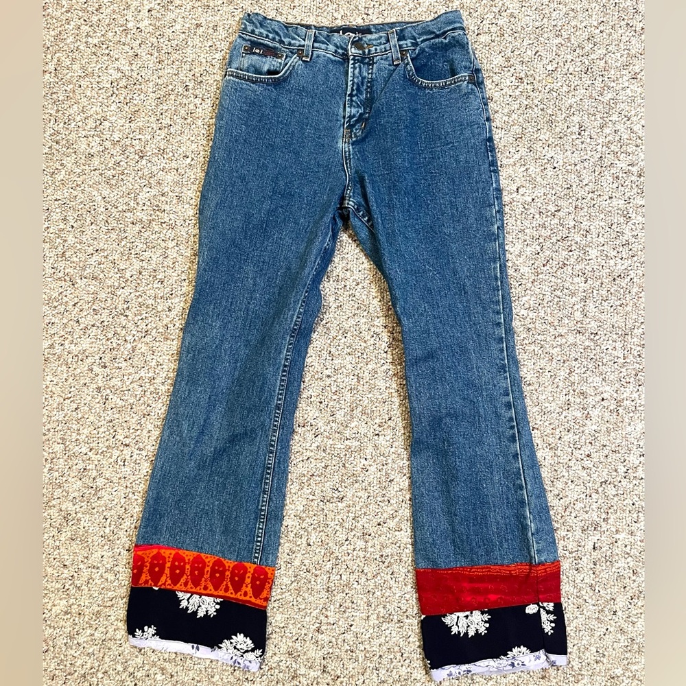 Vintage women’s fabric flare jeans size 28